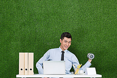 看黄十大软件｜汽车软件安全隐患引关注：警惕“看黄”软件，共筑安全驾驶环境-1