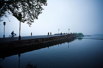 18+动漫|动漫风潮驾驭未来,青春动感新车型引领潮流-2