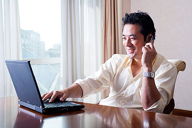 男人挺进雌性性宠物交的注意事项|新能源汽车驾驶指南:安全护航,畅享科技出行乐趣-3