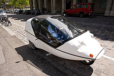 男人桶女人APP｜汽车行业新风向：跨界合作创新营销，APP助力打造汽车生活圈-3