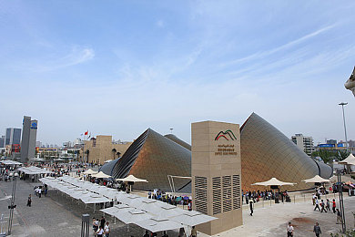 好看的2019年中文｜2019年汽车市场亮点纷呈：多款设计佳作绽放独特魅力，引领行业新潮流-1