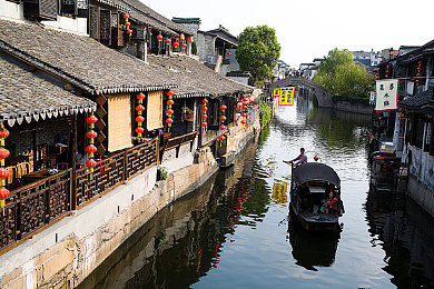 2023黄色软件大全,科技驾驭，安全同行：揭秘智能汽车“隐秘隐患”，守护您的驾驶未来-2