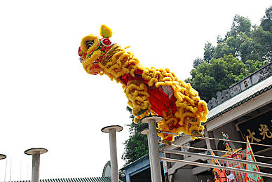 女生不穿衣服的软件：汽车跨界融合新潮流：智能化个性化定制引领未来出行趋势-3