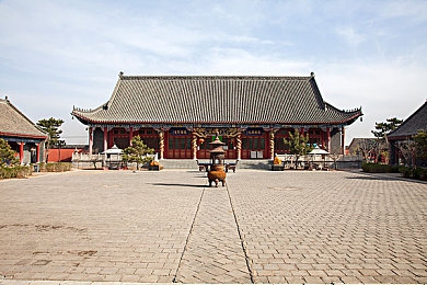 男生和女生叉叉｜汽车市场新视角：揭秘男女消费者购车差异，助力品牌营销精准发力-4