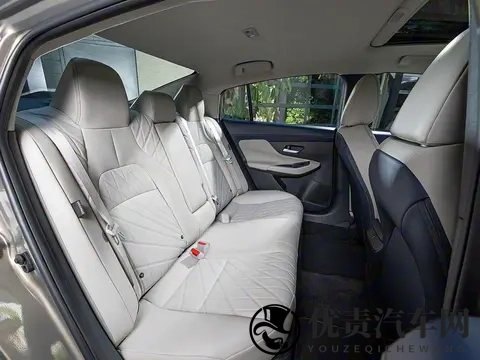 真全球车新轩逸要来了！海外售价1684万起，国产版性价比更高-3