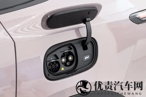 25万级家用纯电SUV怎么选？这款740km续航的车值得考虑-1