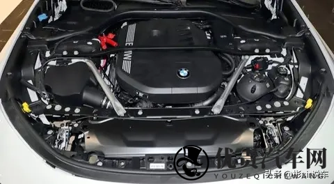 静音再进化!2026款宝马7系标配夹层玻璃,配置有增有减?-1