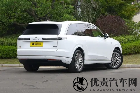 家用SUV新选择？蔚来乐道L90：大空间与换电模式能否打动多口之家-3