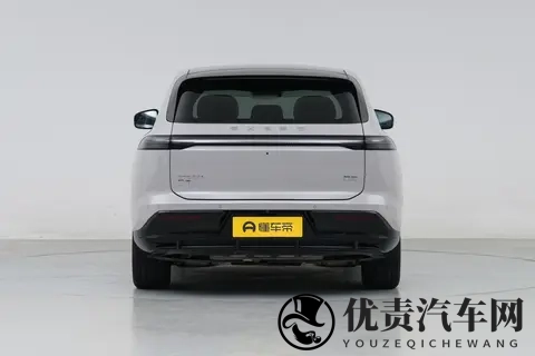 11月买车怎么选？这款SUV从价格到配置，每一项都说到了心坎里-3