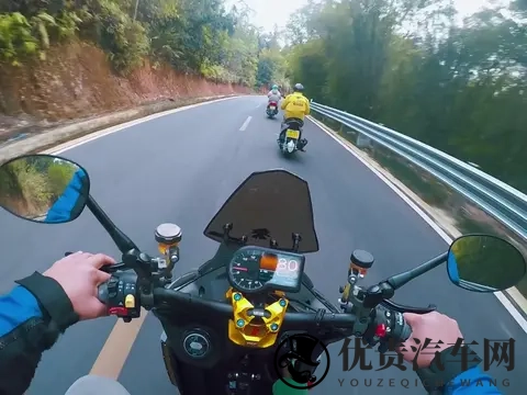 2025年踏板摩托车价格排行榜及新手选购指南-3