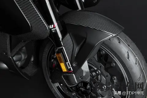 海外新车丨穿西装的超级公爵，巴博斯1400R上市，奔驰大G风格霸气-3