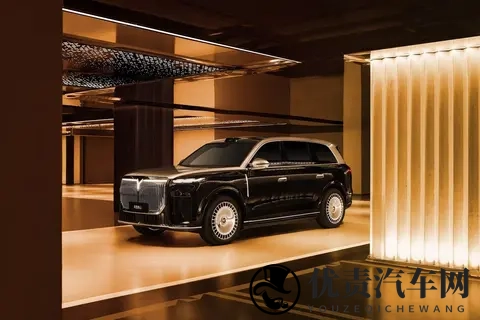 “中国第一三腔空悬”入场 岚图泰山挑战问界M9-1