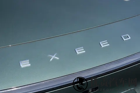 年轻人第一台C级车,星纪元ES来了,长续航+真智能+云台底盘-1