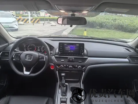 一手准新雅阁，260TURBO精英版，九万多开回家！-2