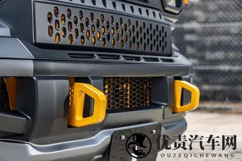 铃木吉姆尼硬核版亮相 造型霸气 性能提升-1