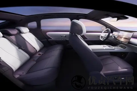 中大型新能源轿车卷王来袭！1099万元起售，长安启源A06如何选？-3