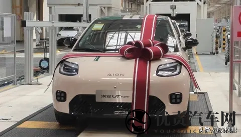 四万九新车搅动江湖，京东跨界汽车业，三巨头联姻藏隐忧-2