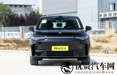 年底买车，重点就看这款！零跑C10凭什么成13万级家用SUV爆款？-2