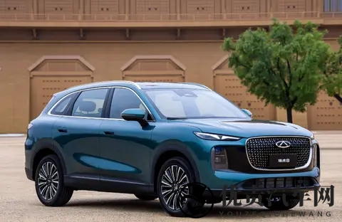 开出去是SUV,停下来是家庭套房!第五代瑞虎8太会了-1