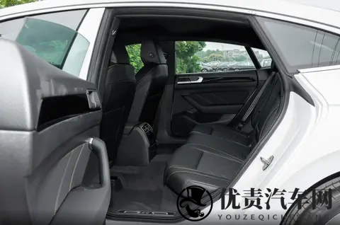 解读2026款大众CC,配20T+7DCT,能否实现颜值与实用性兼得?-1