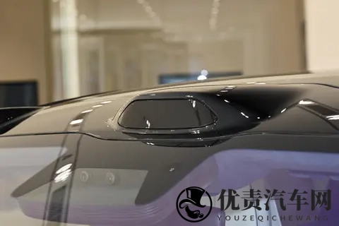 蔚来发力了！ET9配激光雷达+Cedar雪松系统，比BBA更香？-2