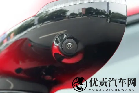 15万级买C级车，续航1645km，这台国产新能源车可以看看-3
