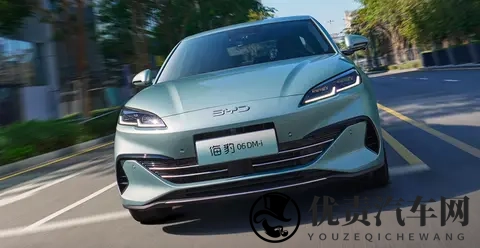 售968万元起_纯电续航128公里_怀挡 比亚迪海豹06DM-i超享版上市-1