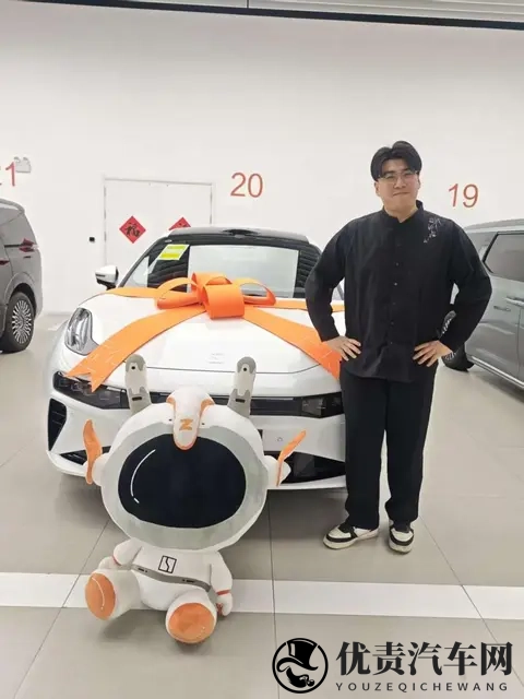 四年观望一朝入手！同事阅车无数为何独爱焕新极氪 001？-2