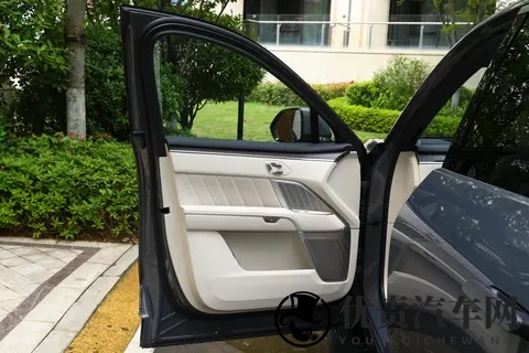 乐道L90：为家庭而生的大空间智能纯电SUV深度体验-2