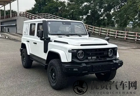 北京212新版本，越野圈炸锅了，这车真要玩真的？-1