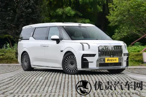 极氪009十一月限时购车权益开启，有机会获得“锦鲤家庭三亚游”-1