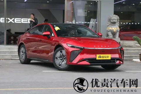 星纪元ES:空间大、动力足,家用出行选它挺合适,可以看看-3