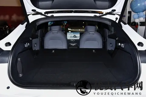 长安启源A06:续航630km,激光雷达+800V快充,值得买吗?-3