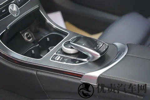 18年奔驰C级，9万公里，11万多体验豪华品牌！-1