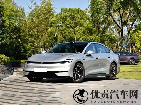 全新纯电中型轿跑亮相!预售不足12万起,还配无框车门+掀背尾门-1