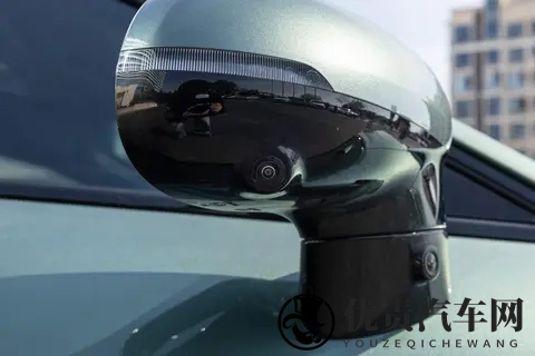 11 月购车别错过！星纪元 ES 优惠升级双在线，新能源轿车优选了解下-2