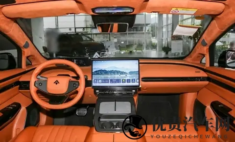 有亮点但不多，广汽昊铂GT推出新车型，提高销量恐怕有点难-3