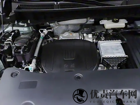 采用品牌最新设计语言，红旗HS6 PHEV预售定档11月15日-1