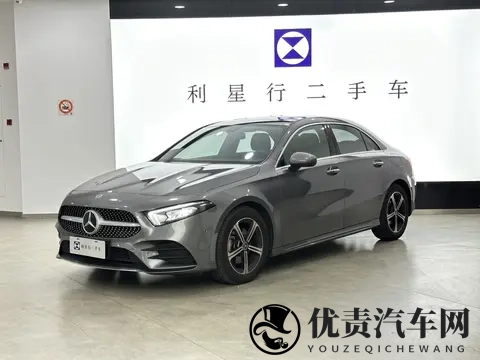 参考标题:22年奔驰A级，2万公里，时尚座驾，省下大几万！-2