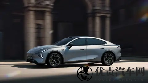 年轻人的新宠来了!深蓝L06全系标配宁德时代电池-2