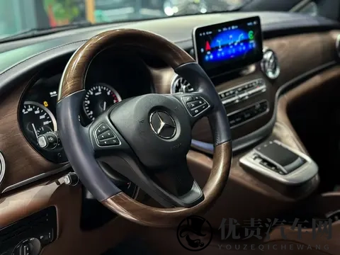 358万，宜商宜家，体验准新奔驰威霆的舒适空间-1