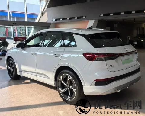 奥迪Q4 e-tron终端价下探，22万级豪华纯电SUV-1