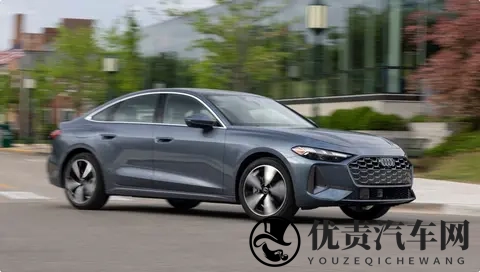 奥迪 A4 没了！取代它的 A5，到底是换壳还是真进化？-3