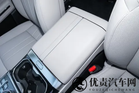 捷途纵横G700全球上市，方盒子+三把锁+1400KM续航，简直太强了-2