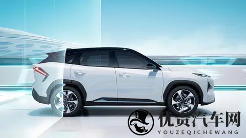 请放过快车道！龟速行驶的车辆对交通安全的影响-3