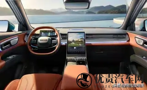 全新瑞虎8上市，8155芯片+170°躺椅，只要10万级-2