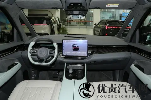 家庭MPV宠儿！七座过道版极氪009，宜商宜家实力派-1