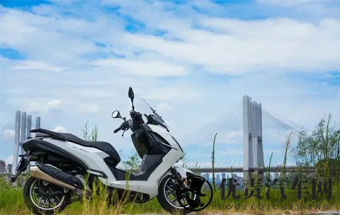 狮吼入街!标致摩托PULSION 211重新定义中型欧系踏板-3