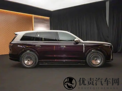 国产车敢叫板库里南，价格却砍半，这波操作真敢想-1