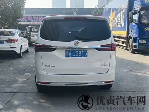 13万多拿下别克GL8陆上公务舱,宜商宜家,享受舒适出行-3